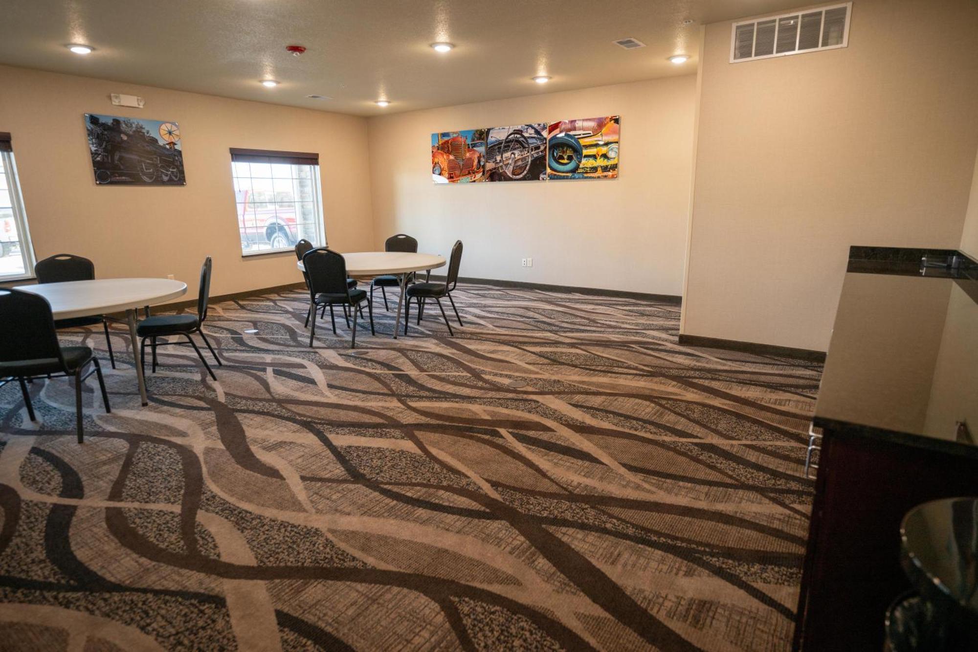 Cobblestone Hotel & Suites - Lamar ภายนอก รูปภาพ