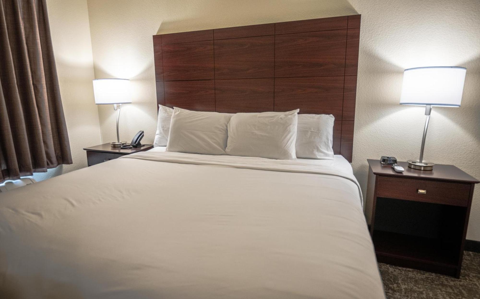 Cobblestone Hotel & Suites - Lamar ภายนอก รูปภาพ
