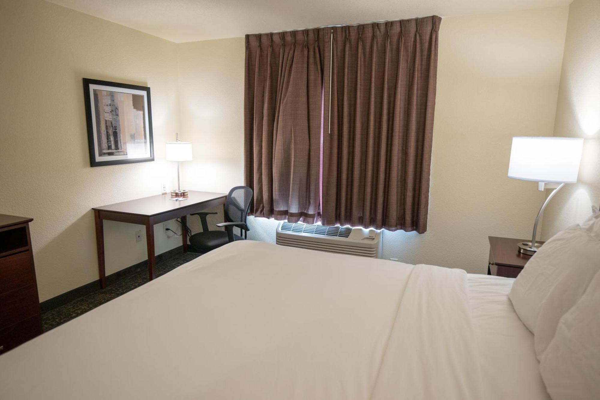 Cobblestone Hotel & Suites - Lamar ภายนอก รูปภาพ