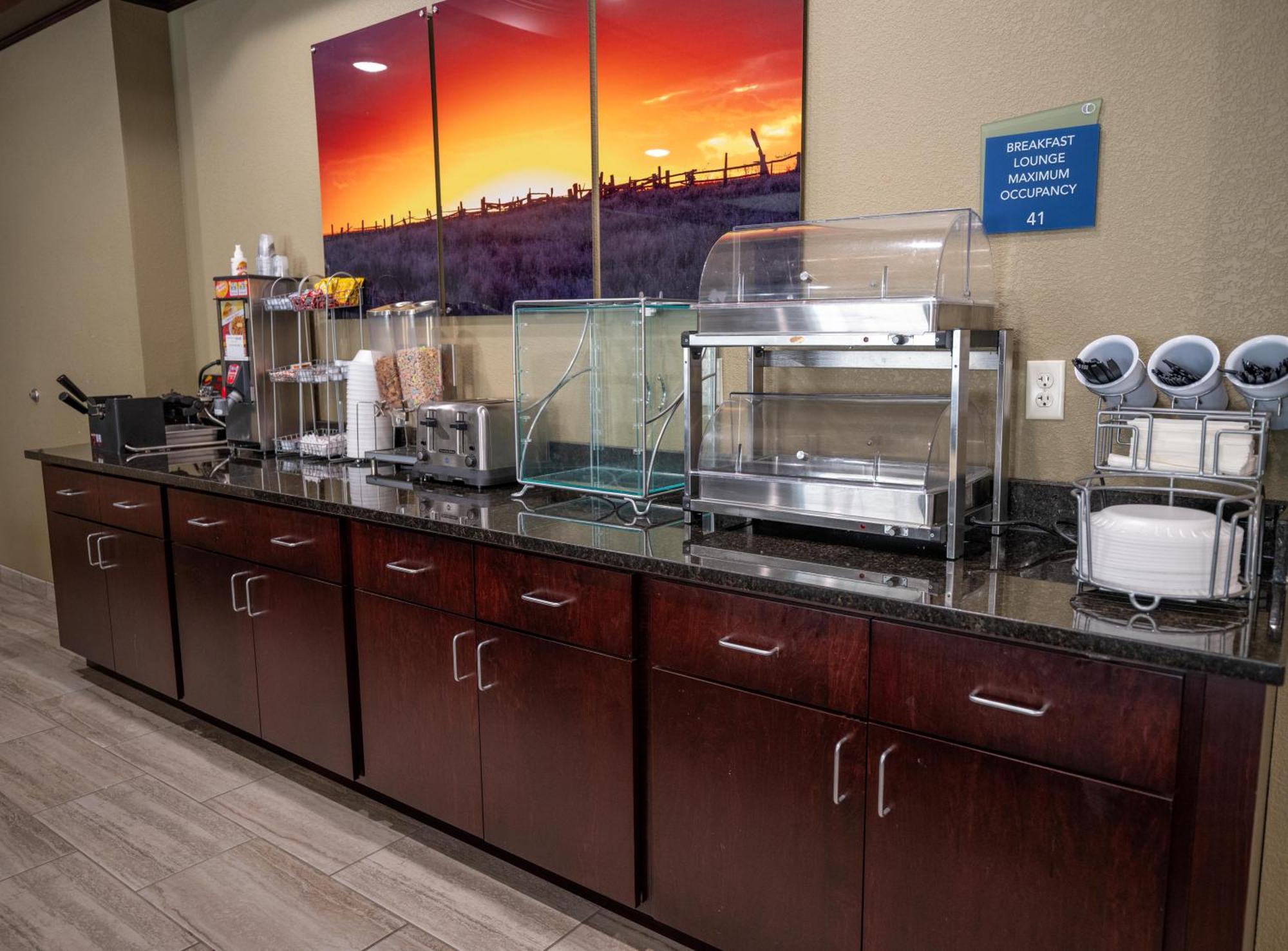 Cobblestone Hotel & Suites - Lamar ภายนอก รูปภาพ