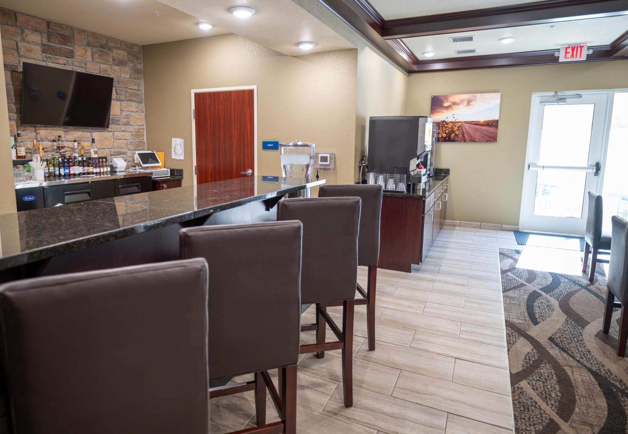 Cobblestone Hotel & Suites - Lamar ภายนอก รูปภาพ