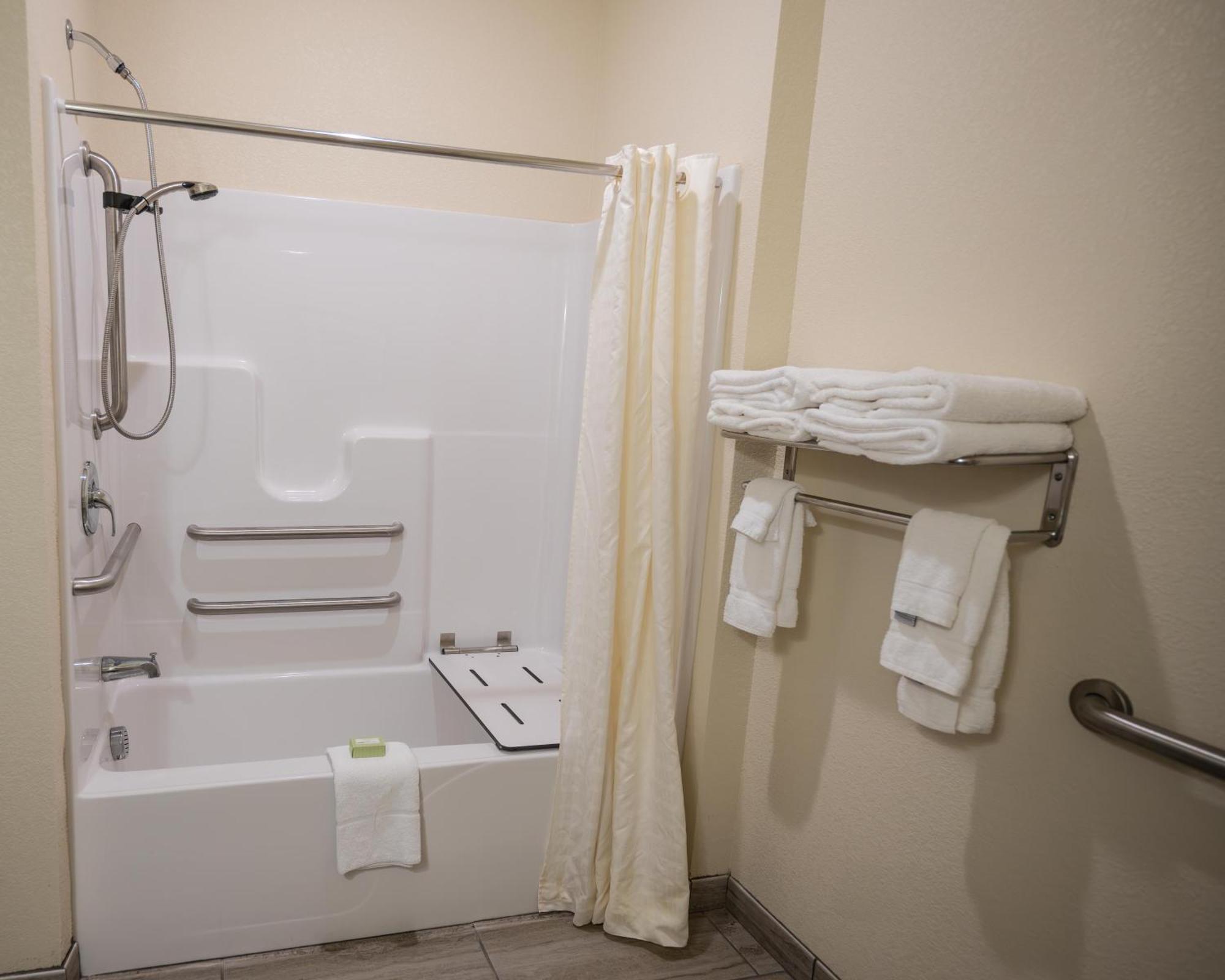 Cobblestone Hotel & Suites - Lamar ภายนอก รูปภาพ